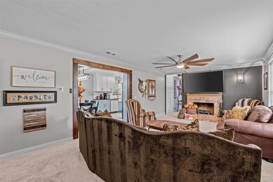 101 Pleasant Valley Ln, Weatherford, TX 76087 - photo 3