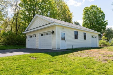 101 Musquash Rd, Hudson, NH 03051 - photo 2