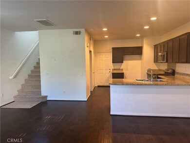 2643 E Foothill Blvd unit 301, Glendora, CA 91740 - photo 3