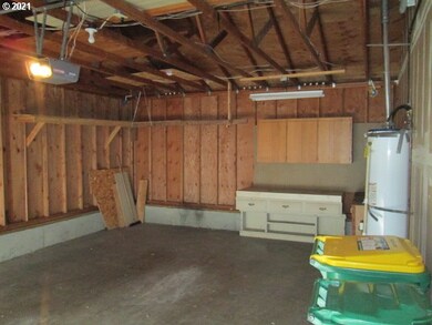 13045 SW Barberry Dr, Beaverton, OR 97008 - photo 6