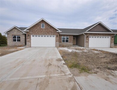 7107 Remington Villa Dr, Maryville, IL 62062 - photo 2