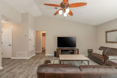 5752 Windermere Trace, Milton, FL 32571 - photo 6