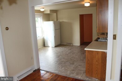 109 E Main St, Leola, PA 17540 - photo 5