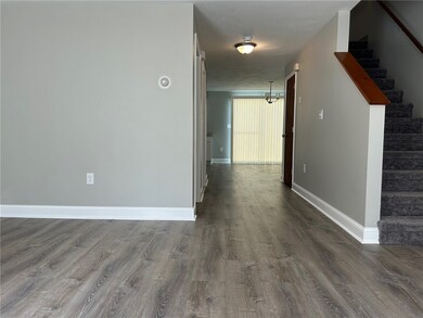 29 Matson Ave unit 204, Providence, RI 02909 - photo 2