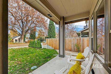 4425 W Freemont St, Boise, ID 83706 - photo 2