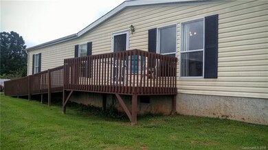 203 Wimbledon Ct, Leicester, NC 28748 - photo 2