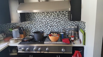 147 E Avenue r2, Palmdale, CA 93550 - photo 4