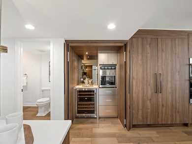 200 E Delaware Place unit 8-9C, Chicago, IL 60611 - photo 7