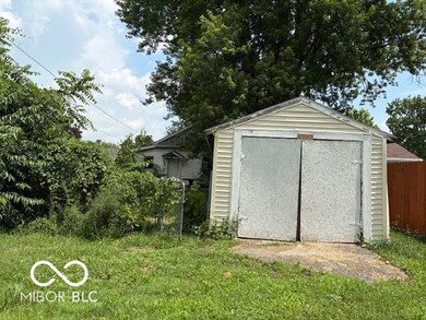 3111 S Pershing Dr, Muncie, IN 47302 - photo 4