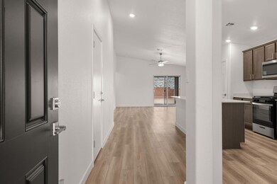 1532 Rawhide Loop NE, Rio Rancho, NM 87144 - photo 4