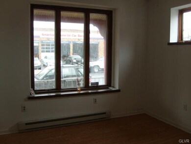 1245 W Turner St unit 1st Floor, Allentown, PA 18102 - photo 3