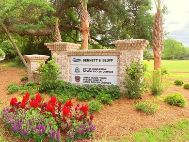 front monument3