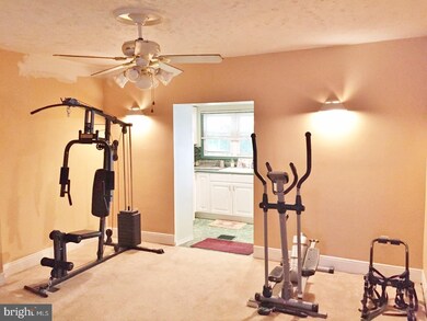 138 Mallory St, Philadelphia, PA 19127 - photo 6