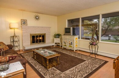 8001 Brink Ct, Anchorage, AK 99504 - photo 3