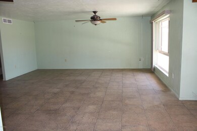 10121 W Cheryl Dr, Sun City, AZ 85351 - photo 3