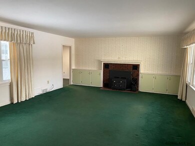 1371 W High St, Ballston Spa, NY 12020 - photo 3