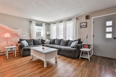 55 Manchester St, Nashua, NH 03064 - photo 4