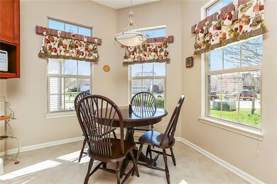 BREAKFAST IN THE BAY WINDOW AREA - LOTS OF BEAUTIFUL NATURAL LIGHT!
