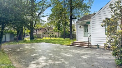 70 Maple Ave, Little Silver, NJ 07739 - photo 3