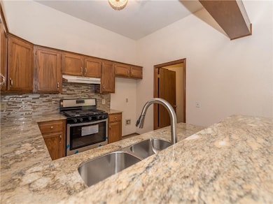 620 Coopers Hawk Dr, Norman, OK 73072 - photo 5