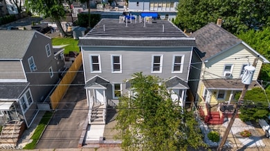 26 Washington St unit 2, Montclair, NJ 07042 - photo 2