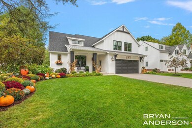 090-1029 Pinecrest Ave SE, East Grand Ra