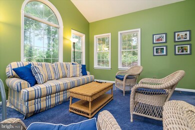 8107 Felbrigg Hall Rd, Glenn Dale, MD 20769 - photo 4