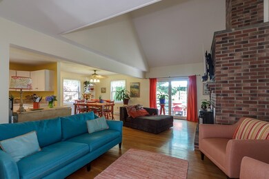 12 Mastin Dr, Newmarket, NH 03857 - photo 6