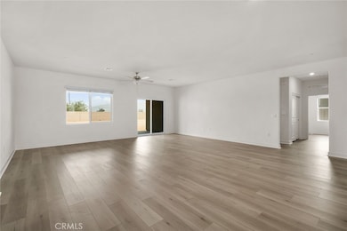 14829 Desert Lily Ct, Apple Valley, CA 92307 - photo 3