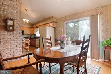 27 Cavalier Estates Ct, Harpers Ferry, WV 25425 - photo 6