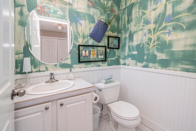 963 W Savidge St, Spring Lake, MI 49456 - photo 7