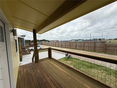 2351 W Market St unit 4, Rockport, TX 78382 - photo 4