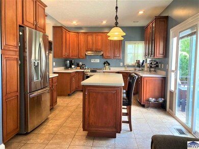 595 S Dobbs Dell St, Terre Haute, IN 47803 - photo 5