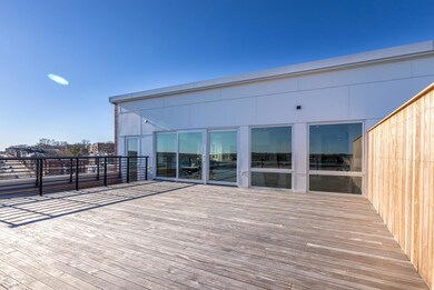 Private Deck
