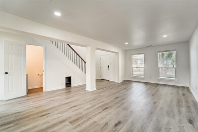 6003 Fallmont Dr, Houston, TX 77086 - photo 6