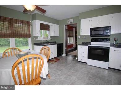 4680 Farming Ridge Blvd, Reading, PA 19606 - photo 7