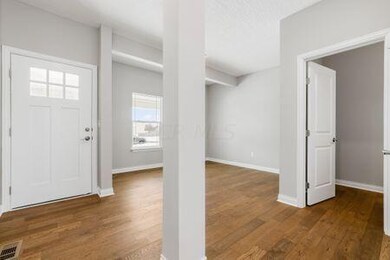 Cloverly B - Entrance 1