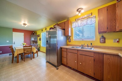 Interior-12