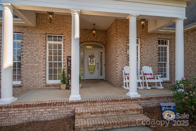 2616 Nicklaus Ct NE, Conover, NC 28613 - photo 4