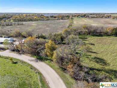 707 Eagle Dr, Bruceville-Eddy, TX 76524 - photo 5