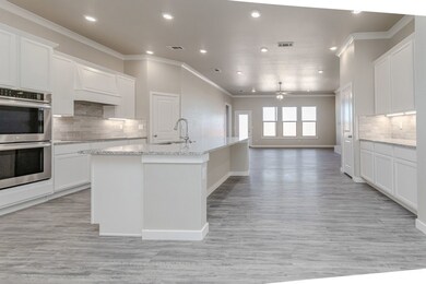 1303 Mayberry St, Odessa, TX 79765 - photo 4