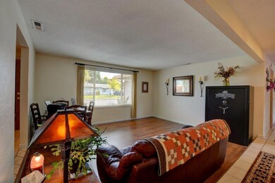 5035 Del Mar Dr, Central Point, OR 97502 - photo 5