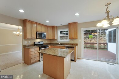 204 Earhart Ct, Owings Mills, MD 21117 - photo 3