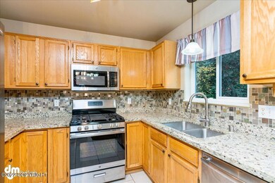 7051 Howard Ave, Anchorage, AK 99504 - photo 7