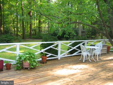 12411 Caisson Rd, Fairfax, VA 22030 - photo 3