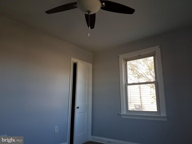 3211 Rosalie Rd, Halethorpe, MD 21227 - photo 7