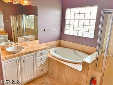 10487 Howling Coyote Ave, Las Vegas, NV 89135 - photo 7