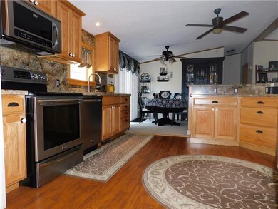 FULL APPLIANCE PACKAGE INCLUDED
