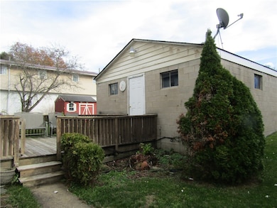 225 2nd St, Smithton, PA 15479 - photo 6