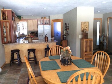 819 Charles Ct, Oregon, WI 53575 - photo 7